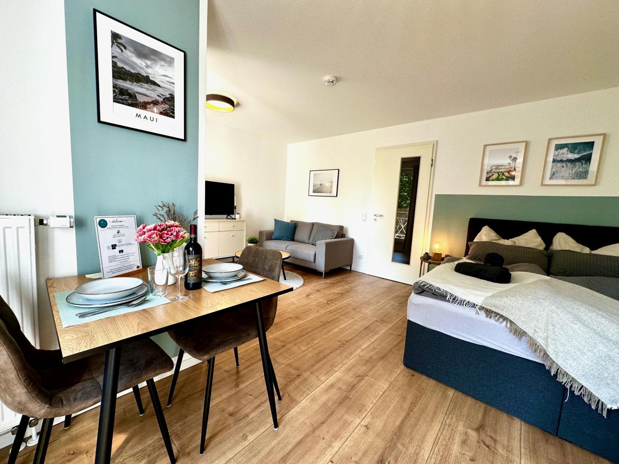 Gemuetliches 1R Apartment Mit Balkon, Parking, Tv Streaming Maagdenburg Buitenkant foto